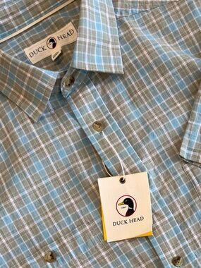 NWT Duck Head Men's Light Green and Blue Plaid Short-Sleeve Button-Up Shirt